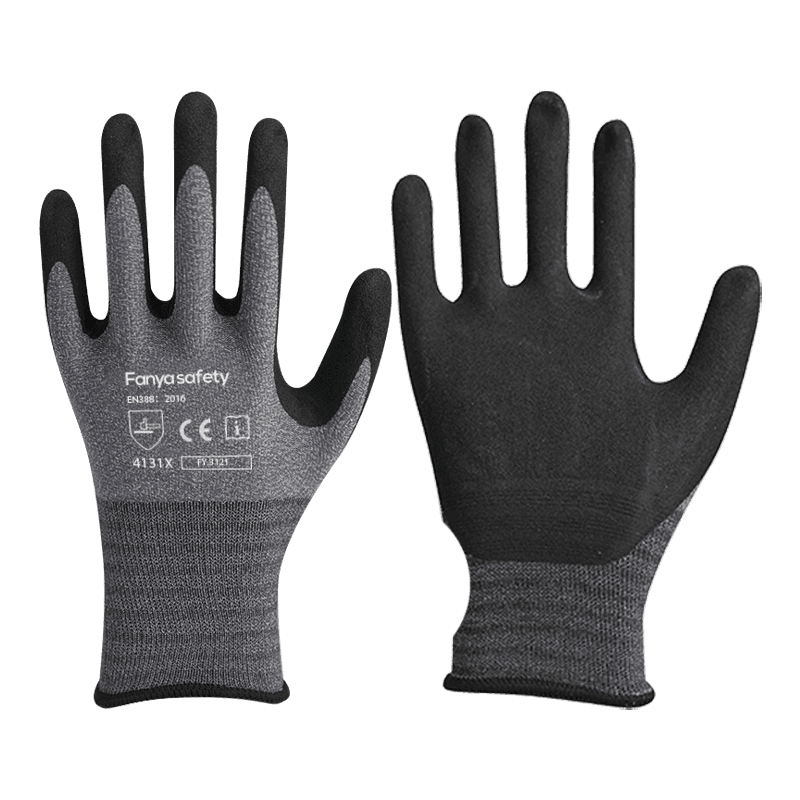 15G nylon/spandex liner with sandy nitrile coating